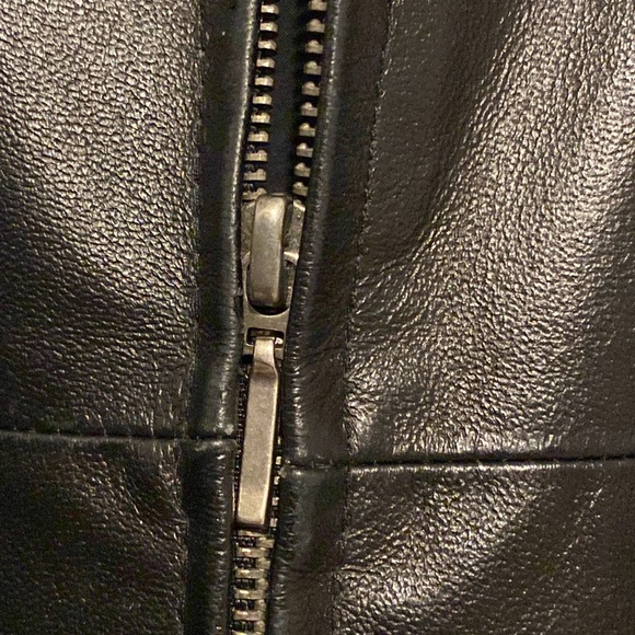 Women’s Wilson Black Leather Zip Up Jacket. EUC Sz. M - Picture 4 of 13